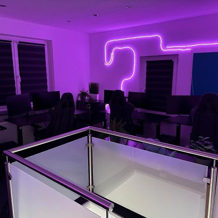 World Of Esport Apartment ไบรอยท์ ภายนอก รูปภาพ