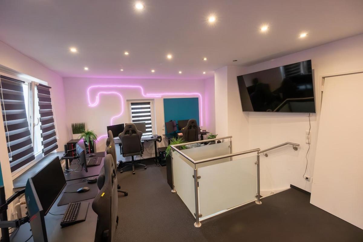 World Of Esport Apartment ไบรอยท์ ภายนอก รูปภาพ