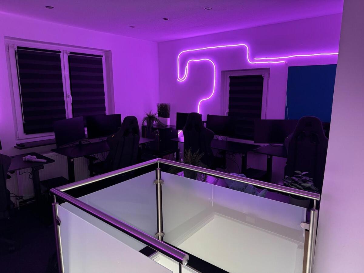 World Of Esport Apartment ไบรอยท์ ภายนอก รูปภาพ
